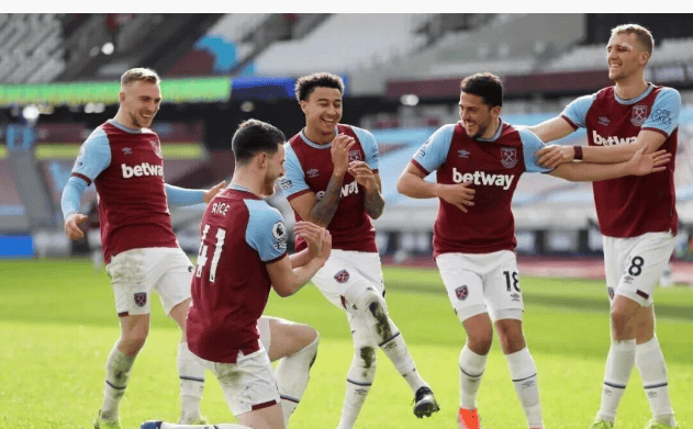 本赛季中超丢球榜：成都蓉城28球最少，梅州客家71球最多