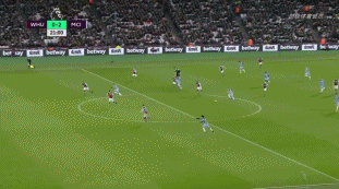 记者：邓卓翔尚未与三镇有进一步沟通，三镇目前也没换帅消息