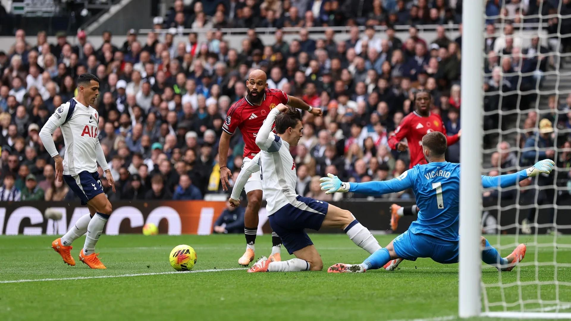 前11轮仅打进12球，斯基拉：罗马想在冬窗买新前锋和右脚边锋