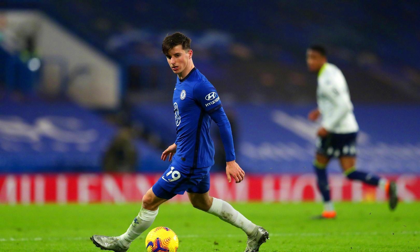 东契奇成为湖人队史第三位连续两场拿35分+10助攻的球员