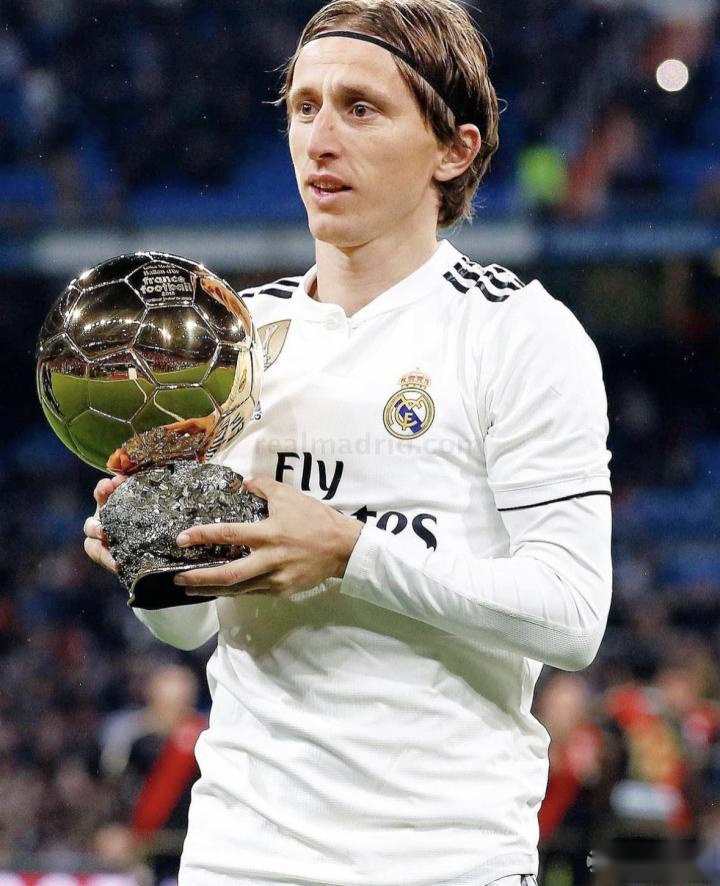 执教球队前4场3次战平，斯帕莱蒂是尤文队史主帅第二人